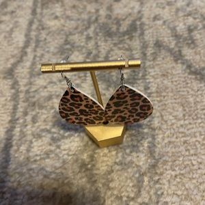 Jag/leopard print earrings item1️⃣8️⃣